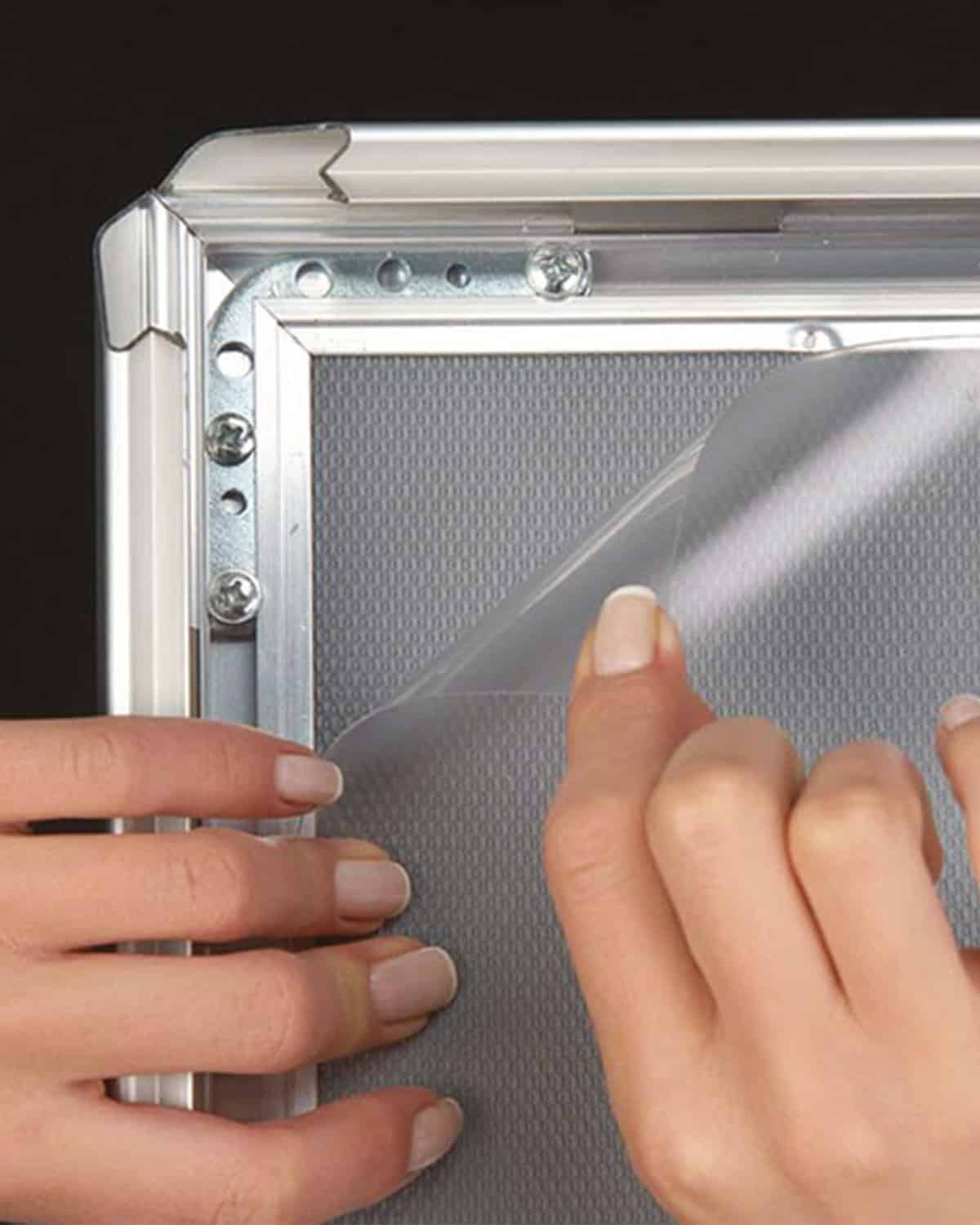 Almaki Kaldırım Panosu