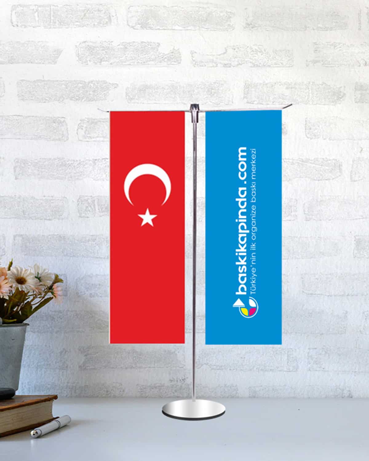 T Tipi - L Tipi Masa Bayrağı